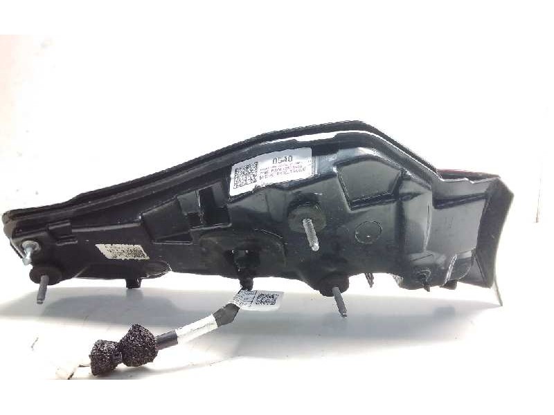 Recambio de piloto trasero derecho porton para mazda cx-30 referencia OEM IAM 2010230744  