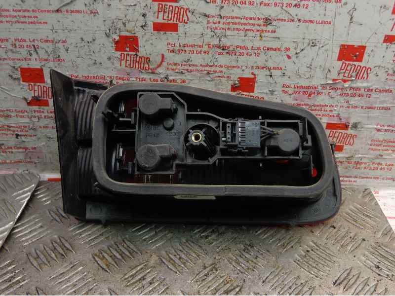 Recambio de piloto trasero central para renault laguna ii (bg0) 1.8 cat referencia OEM IAM   