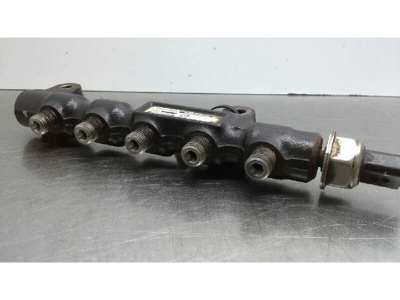 Recambio de rampa inyectora para peugeot 308 sw 1.6 16v hdi referencia OEM IAM 9654592680 9H02 