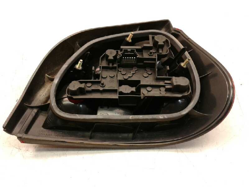 Recambio de piloto trasero izquierdo para renault megane i fase 2 berlina (ba0) 1.9 dti rte referencia OEM IAM 7700428320  