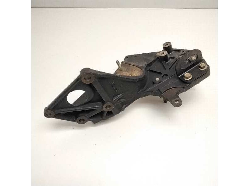 Recambio de soporte motor para nissan primera berlina (p11) 2.0 turbodiesel cat referencia OEM IAM   124185