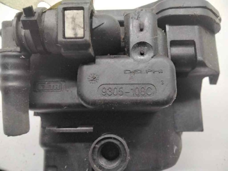 Recambio de filtro gasoil para peugeot 308 sw 1.6 16v hdi referencia OEM IAM 9305108C 9H02 