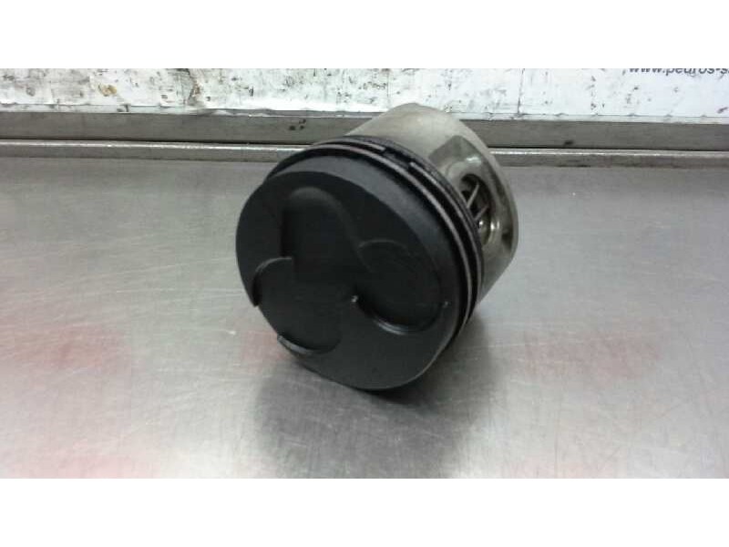 Recambio de piston para hyundai h 1 h 1 furg.caja cerr.c. puerta referencia OEM IAM   