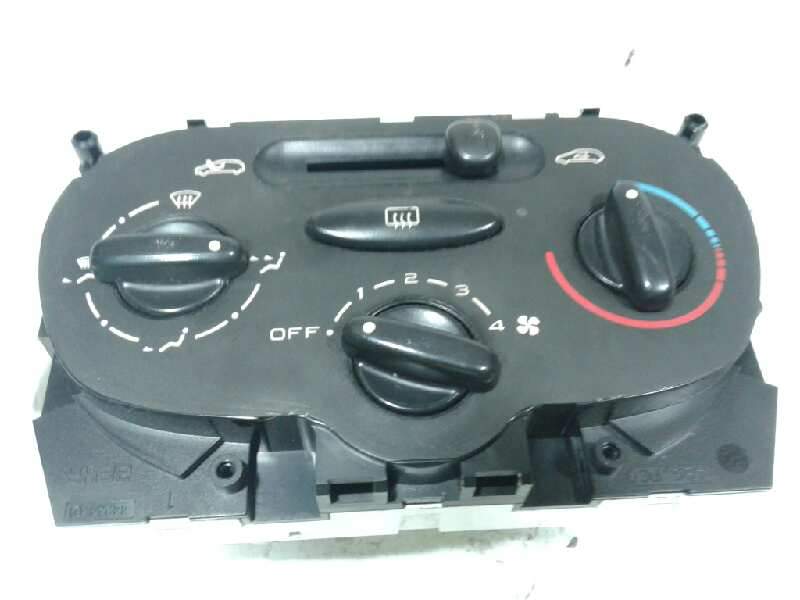 Recambio de mando calefaccion aire acondicionado para peugeot 206 berlina xn referencia OEM IAM 64138  