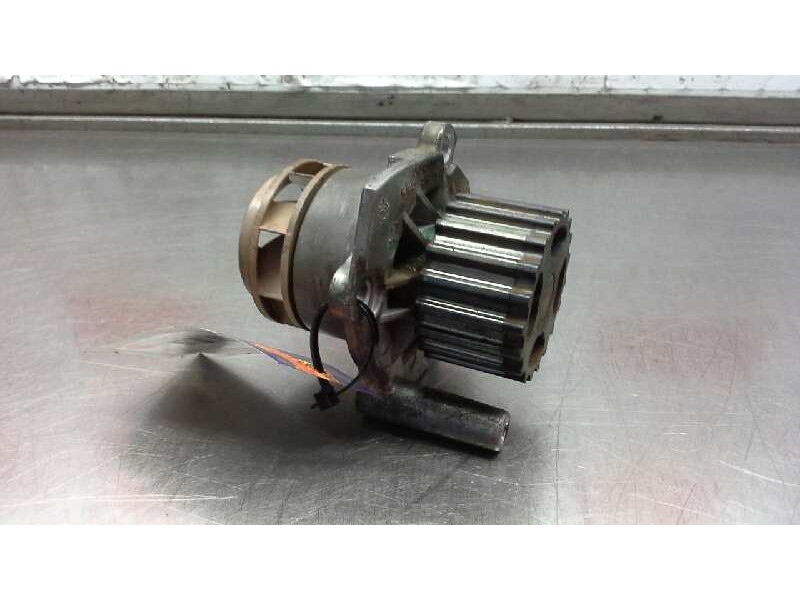 Recambio de bomba agua para seat ibiza (6l1) cool referencia OEM IAM 045121019C  