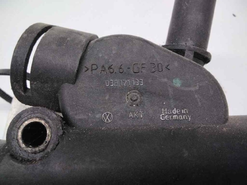 Recambio de caja termostato para volkswagen golf iv berlina (1j1) highline referencia OEM IAM 038121133  