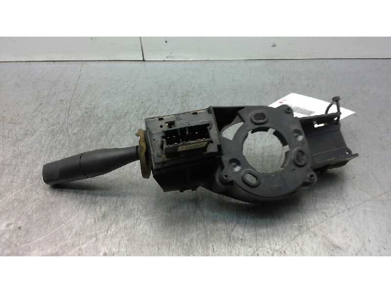 Recambio de mando limpia para citroen berlingo 1.9 d sx familiar referencia OEM IAM   