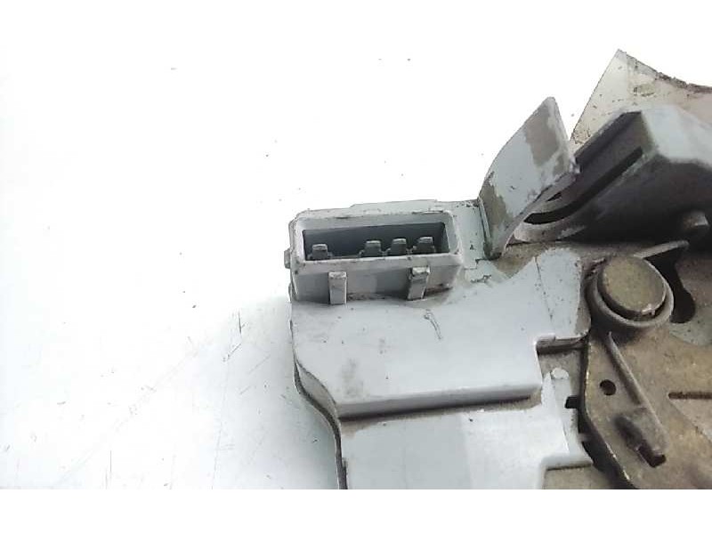 Recambio de cerradura puerta trasera derecha para peugeot 307 (s1) xs referencia OEM IAM 9138A4  