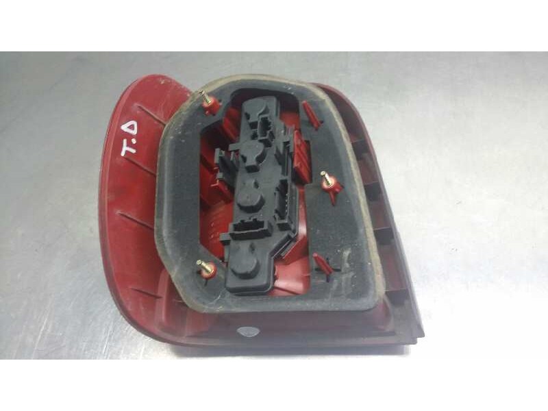 Recambio de piloto trasero derecho para volkswagen polo berlina (6n2) trendline referencia OEM IAM 6N0945096H  