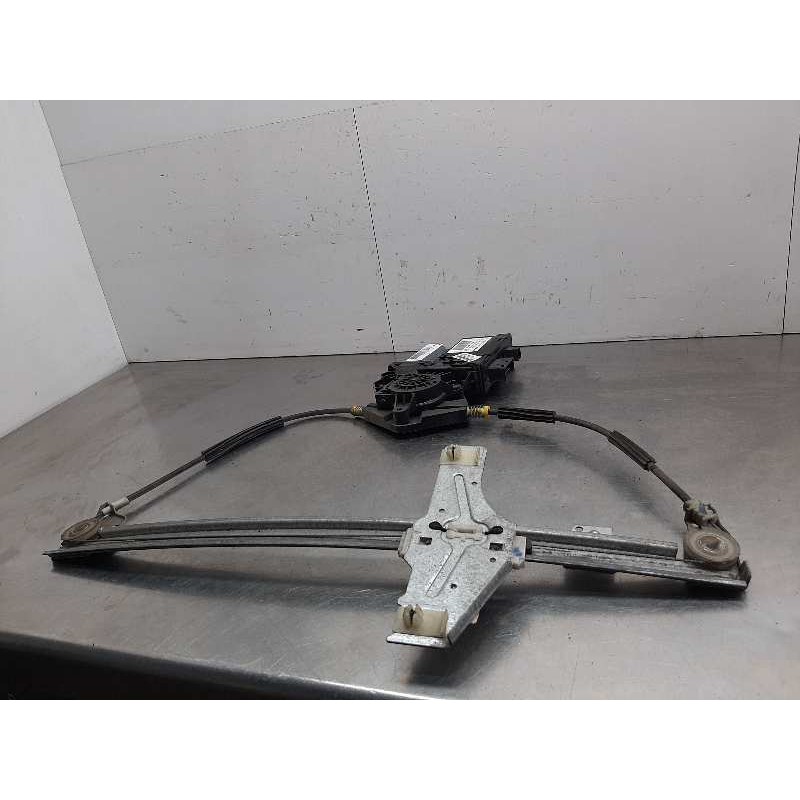 Recambio de elevalunas delantero derecho para peugeot 307 (s1) xs referencia OEM IAM 9222J9  