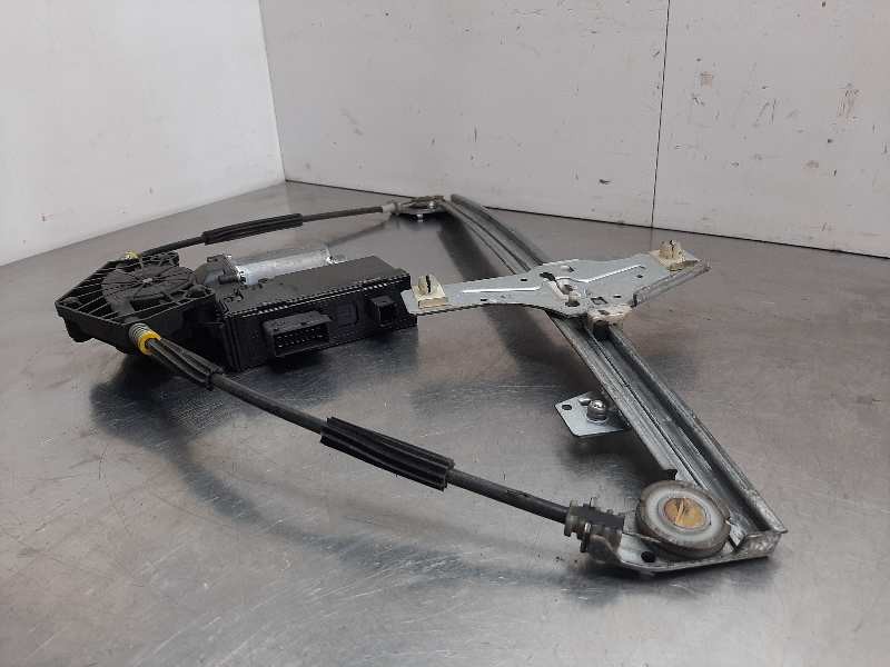 Recambio de elevalunas delantero izquierdo para peugeot 307 (s1) xs referencia OEM IAM 9221K0  