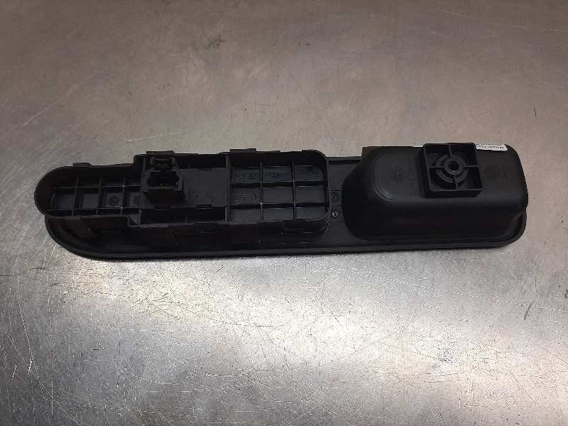 Recambio de mando elevalunas delantero derecho para peugeot 307 (s1) xs referencia OEM IAM 6554E7  
