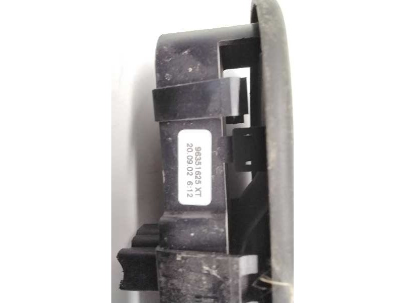 Recambio de mando elevalunas delantero derecho para peugeot 307 (s1) xs referencia OEM IAM 6554E7  