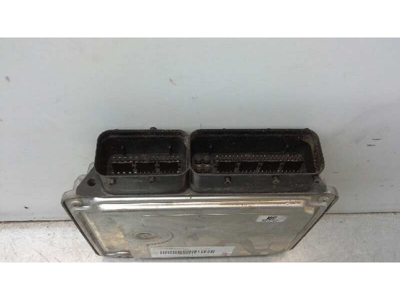 Recambio de centralita motor uce para seat leon (1p1) sport limited referencia OEM IAM 0281013279 329 