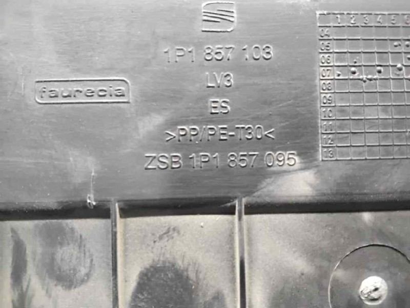 Recambio de guantera para seat leon (1p1) sport limited referencia OEM IAM 1P1857095  