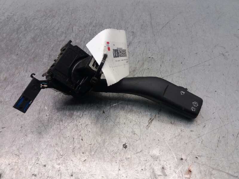 Recambio de mando limpia para seat leon (1p1) sport limited referencia OEM IAM 1K0953519H9B9  