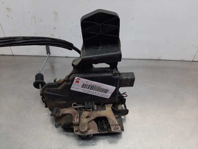 Recambio de cerradura puerta delantera derecha para volkswagen passat berlina (3b2) comfortline referencia OEM IAM 3B0885738EFKZ