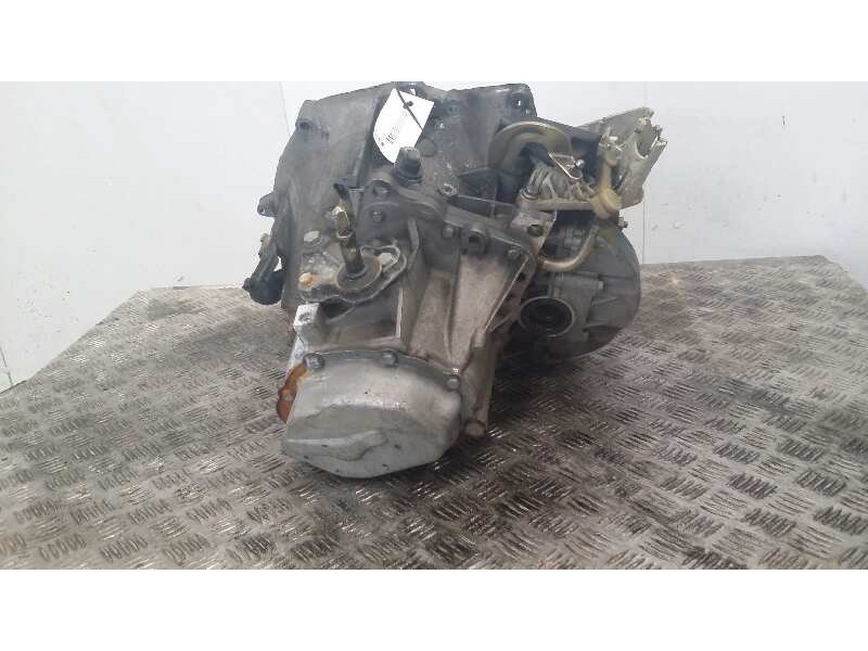 Recambio de caja cambios para citroen c4 berlina sx referencia OEM IAM 20DM69  