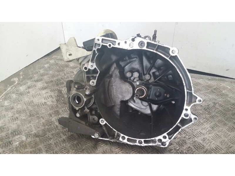 Recambio de caja cambios para citroen c4 berlina sx referencia OEM IAM 20DM69  