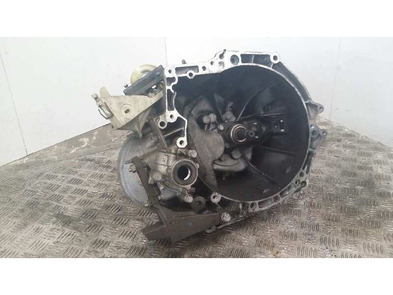 Recambio de caja cambios para citroen c4 berlina sx referencia OEM IAM 20DM69  