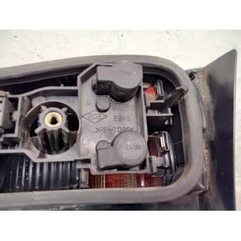 Recambio de piloto trasero izquierdo porton para renault laguna ii (bg0) authentique referencia OEM IAM 8200002475  