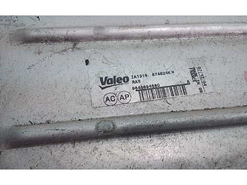 Recambio de intercooler para citroen c4 berlina sx referencia OEM IAM 9646694680  