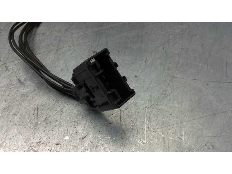 Recambio de piloto trasero derecho para citroen c4 berlina sx referencia OEM IAM 6351T8  