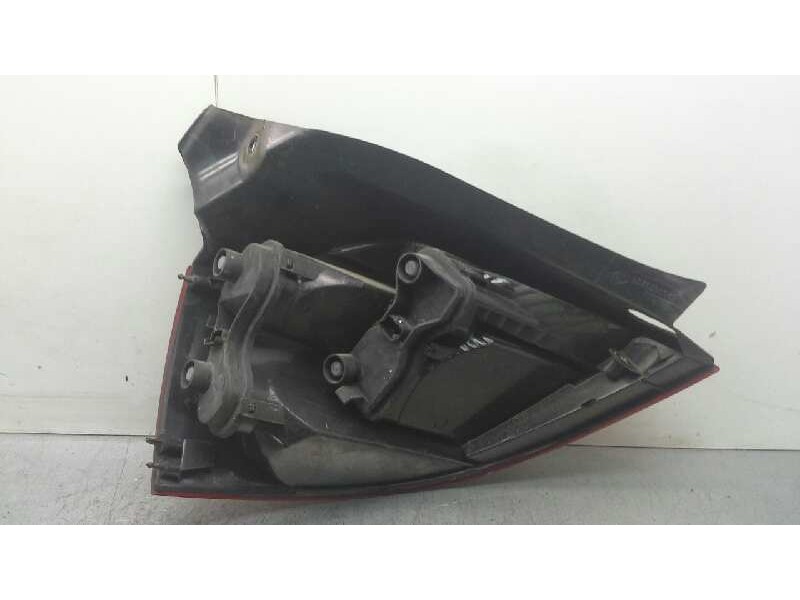 Recambio de piloto trasero derecho para renault megane ii berlina 5p confort expression referencia OEM IAM 8200073237  