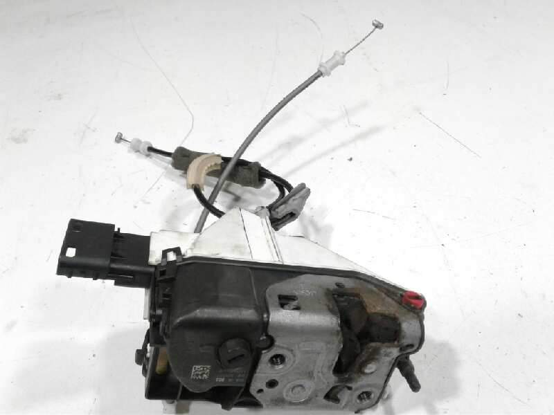 Recambio de cerradura puerta trasera derecha para citroën c4 cactus shine referencia OEM IAM 9801690380  