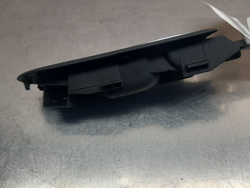 Recambio de maneta interior delantera derecha para volkswagen passat berlina (3b2) comfortline referencia OEM IAM 3B1837114  