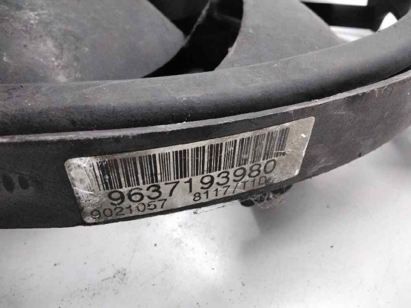 Recambio de electroventilador para peugeot 206 berlina xt referencia OEM IAM 9637193980  