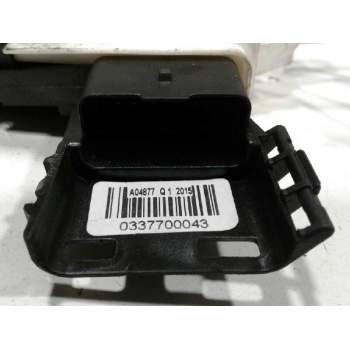 Recambio de cerradura puerta trasera derecha para citroën c4 cactus shine referencia OEM IAM 9801690380  