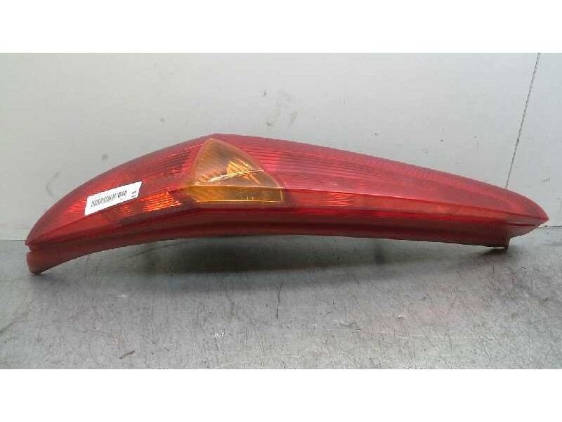 Recambio de piloto trasero derecho para fiat punto berlina (188) 1.2 16v cat referencia OEM IAM   