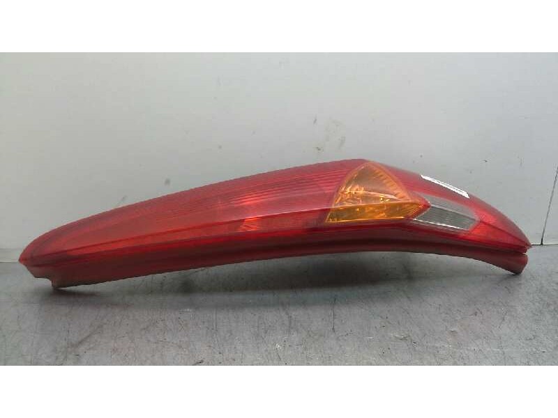 Recambio de piloto trasero izquierdo para fiat punto berlina (188) 1.2 16v cat referencia OEM IAM   