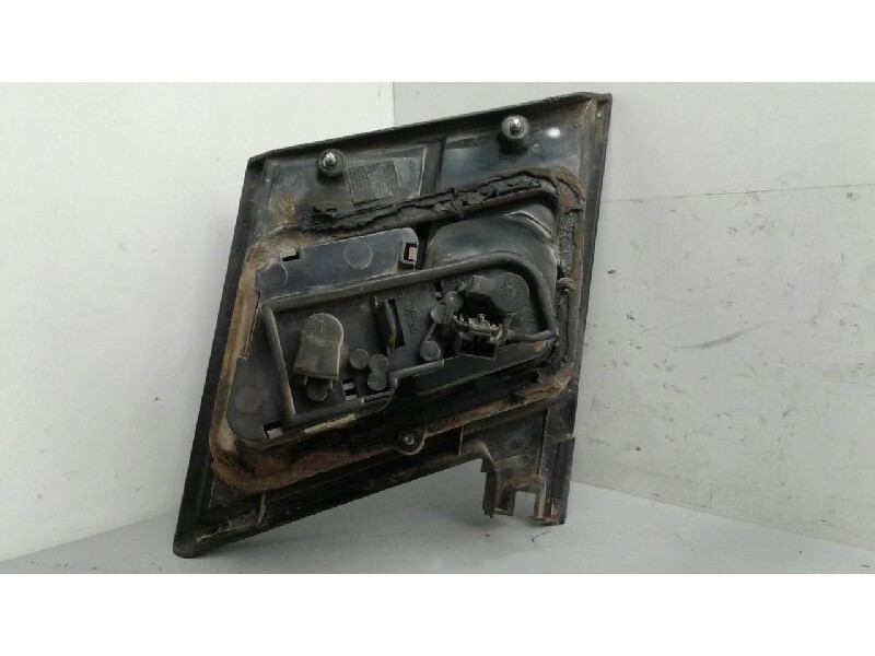 Recambio de piloto trasero derecho porton para nissan primera berlina (p11) slx referencia OEM IAM   