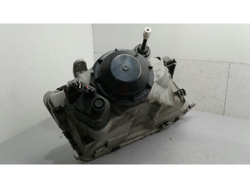 Recambio de faro izquierdo para saab 9-3 berlina 2.0 cat referencia OEM IAM   