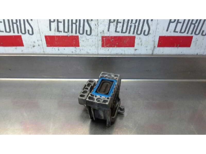 Recambio de soporte motor derecho superior para audi a3 (8p) 1.9 tdi ambition referencia OEM IAM   
