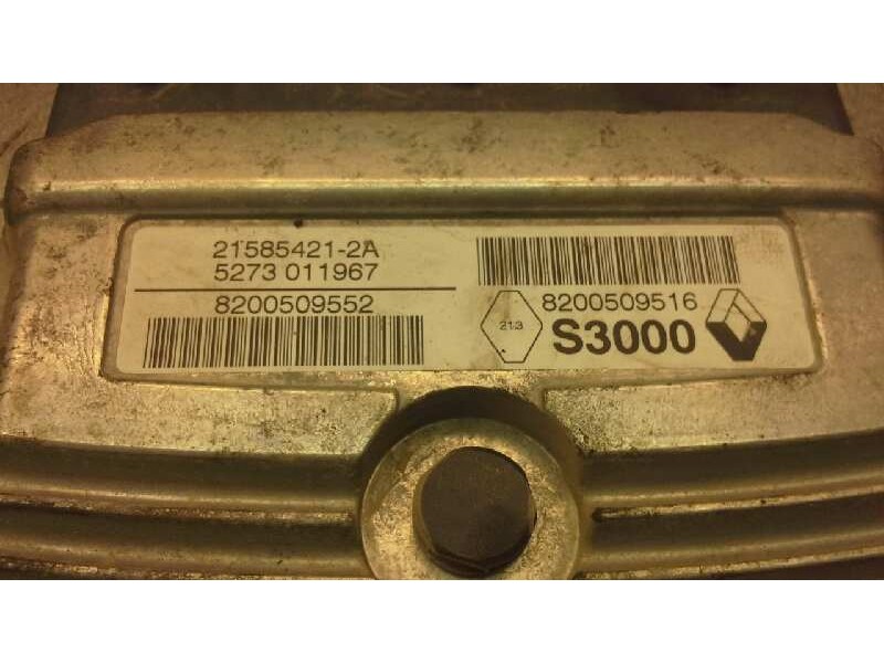 Recambio de centralita motor uce para renault megane ii berlina 5p confort expression referencia OEM IAM 8200509552 252 