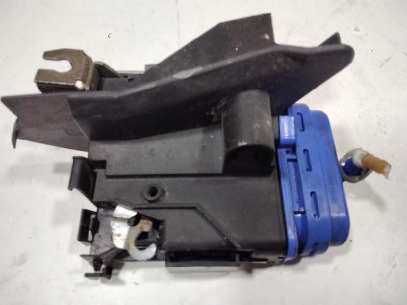 Recambio de cerradura puerta trasera izquierda para audi a4 berlina (b5) 1.8 t referencia OEM IAM   