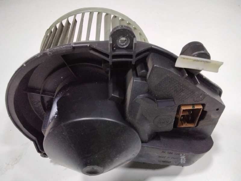 Recambio de motor calefaccion para audi a4 berlina (b5) 1.8 t referencia OEM IAM 8D1820021  