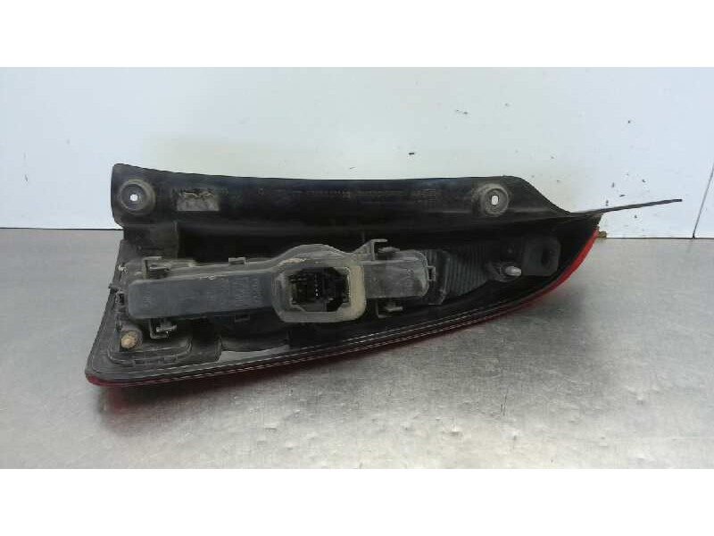 Recambio de piloto trasero derecho para renault espace iv (jk0) authentique referencia OEM IAM 8200027152  