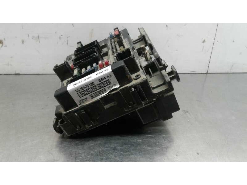 Recambio de caja fusibles para peugeot 307 (s1) xr referencia OEM IAM 9646405180  