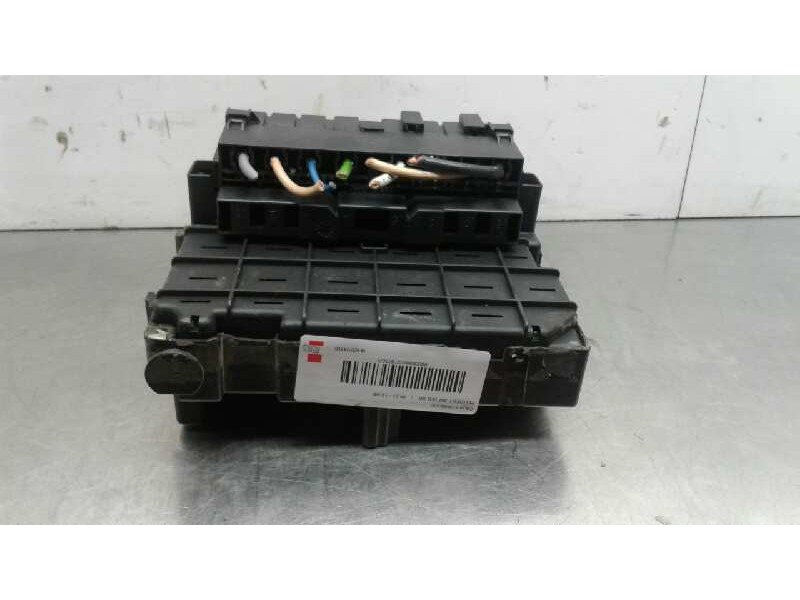 Recambio de caja fusibles para peugeot 307 (s1) xr referencia OEM IAM 9646405180  