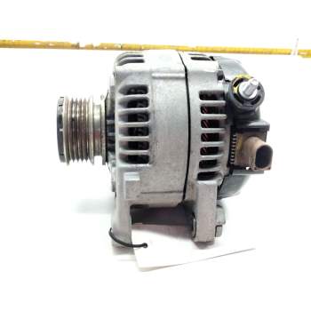 Recambio de alternador para hyundai i30 (fd) 1.6 crdi referencia OEM IAM 373002A700  