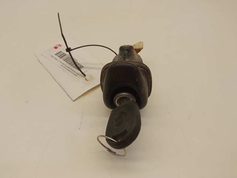 Recambio de maneta exterior porton para seat cordoba berlina (6k2) glx referencia OEM IAM 191827577C  