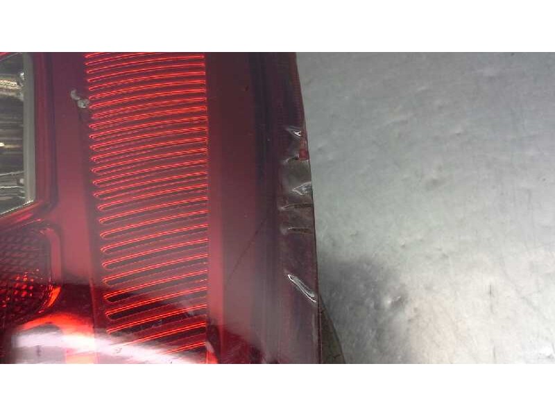 Recambio de piloto trasero derecho para kia cerato 2.0 ex crdi berlina (4-ptas.) referencia OEM IAM   