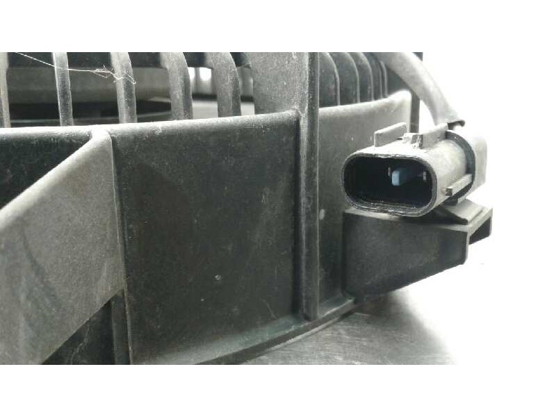 Recambio de electroventilador para hyundai h 1 h 1 furg.caja cerr.c. puerta referencia OEM IAM 977304A050  