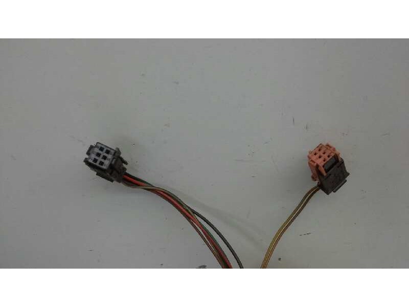 Recambio de retrovisor derecho para peugeot 307 break / sw (s1) sw pack referencia OEM IAM   