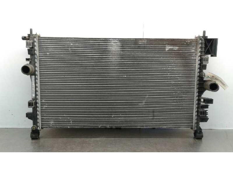 Recambio de radiador agua para opel insignia berlina selective referencia OEM IAM S8112001 13241725 