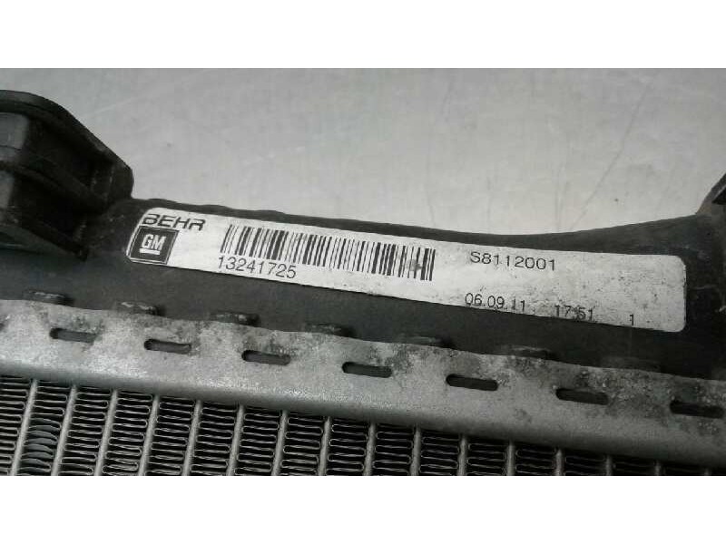 Recambio de radiador agua para opel insignia berlina selective referencia OEM IAM S8112001 13241725 